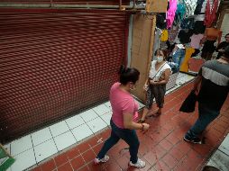 La funcionaria estaba encargada de verificar que se cumplieran las medidas sanitarias para entregar un distintivo. EL INFORMADOR/ ARCHIVO