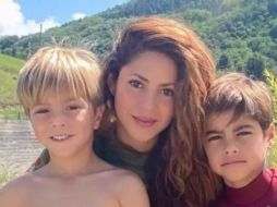 Shakira y Piqué deberán aportar dinero extra para comprar los uniformes. SUN