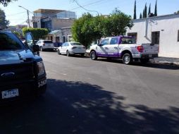 El individuo estaba armado con un arma modificada para detonar cartuchos calibre .22 con un tiro útil. ESPECIAL / Policía de Guadalajara