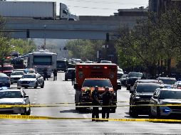 El suceso ocurrió en un edificio en la calle East Main Street donde está el banco Old National Bank, no muy lejos del estadio Louisville Slugger Field y el parque Waterfront Park. AP / T. D. Easley