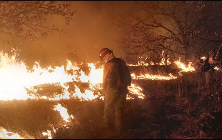 Debido al incendio en el ejido de Santa Cruz, la ZMG amaneció con una mala calidad del aire. ESPECIAL/Gobierno de Jalisco