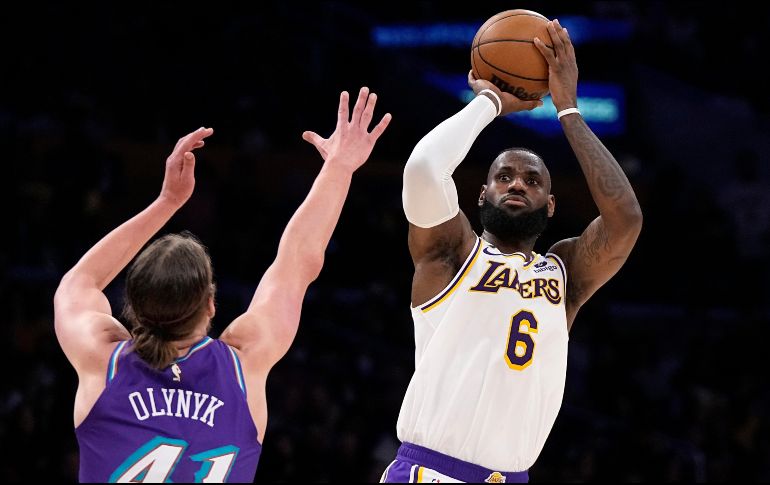 El hombre a seguir es el legendario LeBron James, al ser el referente del equipo y el máximo encestador de la NBA. AP/Archivo