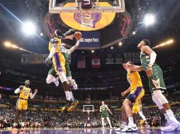 Comenzó el mes de abril y eso significa que comienza la mejor parte del año para los amantes de la NBA. AFP / ARCHIVO