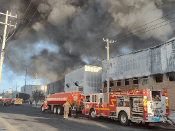 De acuerdo con las autoridades, Servicios Médicos Municipales se encuentra atendiendo a bomberos que presentan fatiga. TWITTER / @UMPCyBZ