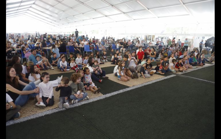 Público. GENTE BIEN JALISCO/Claudio Jimeno