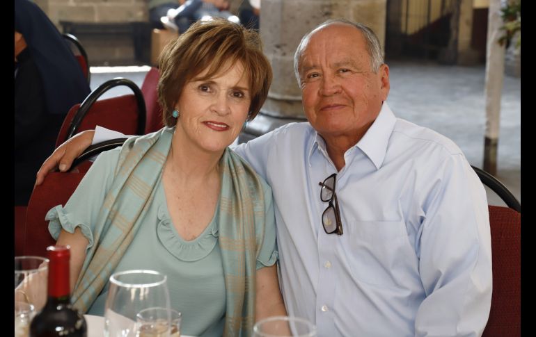 Francisco Flores y Cuy De Flores. GENTE BIEN JALISCO/Claudio Jimeno