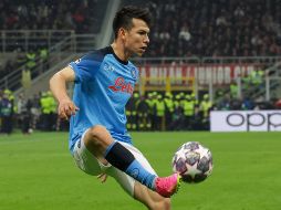 Lozano fue titular, pero no generó nada al frente. EFE/R. Bregani