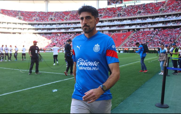 El Profe Pauno, DT de Chivas, vistió los colores de Philadelphia en la recta final de su carrera, ya que el timonel serbio jugó para este cuadro de los Estados Unidos durante 2011. IMAGO7