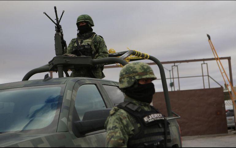 Al menos cuatro camionetas artilladas de la Sedena. SUN/ARCHIVO