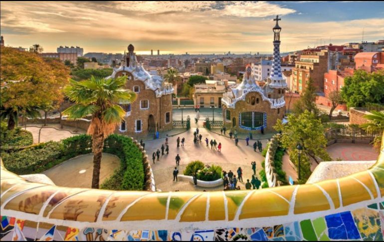 En Barcelona, España no puedes perderte la visita a la Casa Batllò y la Casa Milà. ESPECIAL/DESPEGAR.