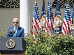 Especialistas consideran que el Gobierno de Joe Biden busca ganar votos con su estrategia. EFE