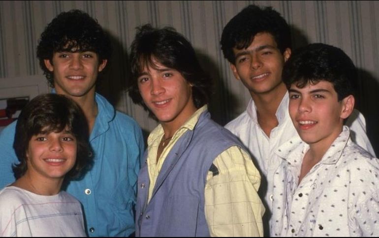 Menudo en 1985, con la integración de Ricky Martin, Charlie Rivera, Roy Rosselló, Robby Rosa y Ray Acevedo. GETTY IMAGES