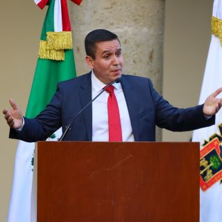 César Barba destaca alza en admisión de alumnos en prepas