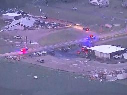 Autoridades emitieron advertencias de tornados en partes de Iowa, Kansas, Misuri, Nebraska, Texas y Oklahoma. AP/KOCO-TV
