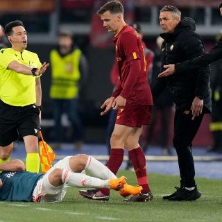 Giménez recibió un golpe en el rostro; fue expulsado por patear a un jugador (VIDEO)