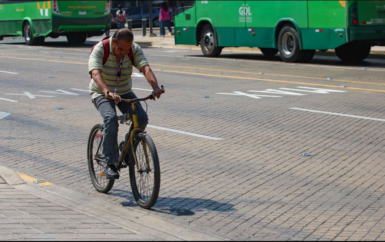 Paraderos, banquetas amplias y coclovías es lo que GDL en Bici consideró que hace falta en el proyecto de Movilidad. EL INFORMADOR/ ARCHIVO