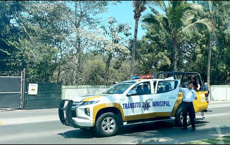 Los inconformes contra la verificación vehicular en Puerto Vallarta dicen que no saben en cuánto tiempo liberarán la vía. EL INFORMADOR / O. Álvarez