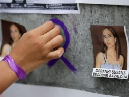 Diversas organizaciones acompañaron a los padres de Debanhi en la marcha y protesta en el lugar donde fue encontrado su cuerpo. SUN