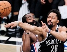 James Harden lideró la ofensiva de los 76ers, con 17 puntos, 8 rebotes y 11 asistencias. EFE / J.Lane