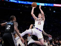 Los Ángeles igualó un récord de la NBA al abrir una ventaja de 26 puntos en el segundo cuarto. AP/M. Terrill