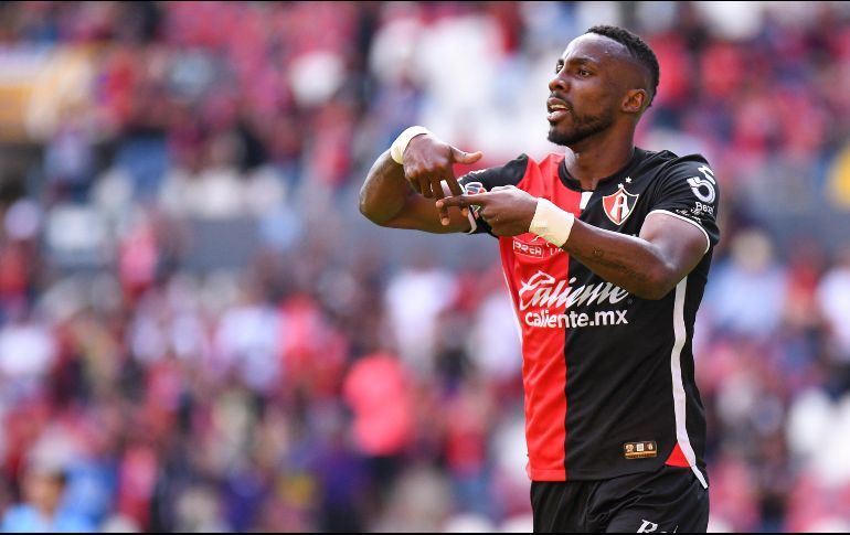 Julían Quiñones lleva un total de 35 goles vistiendo la casaca rojinegra. IMAGO7/Archivo