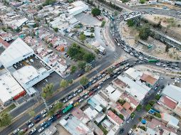 Este medio estuvo en diversos puntos de la metrópoli en donde el tráfico vehicular se vuelve más pesado ante la ausencia de agentes de la Policía Vial. Uno de ellos es Prolongación Alcalde y Periférico. EL INFORMADOR/ A. Navarro