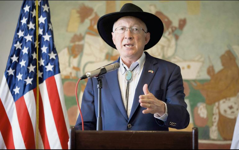 El embajador de EU llamó a la población a mantener las medidas de salud para evitar más contagios. EL UNIVERSAL