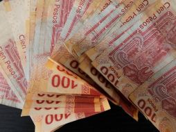 En la sesión asiática del miércoles, el peso es la quinta divisa más depreciada. EL INFORMADOR/ARCHIVO