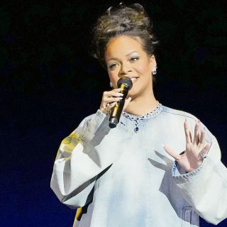 ¡Confirmado! Rihanna será “Pitufina”