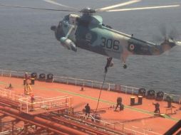 Irán confisca petrolero en el golfo de Omán; acusa a Estados Unidos. AP/Marina de Irán