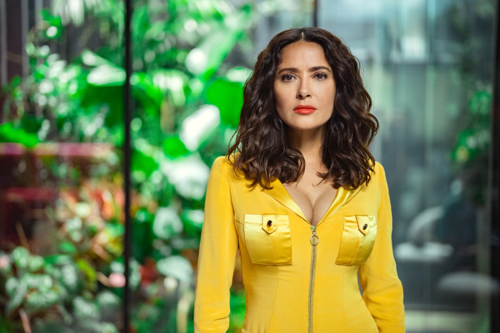 Salma Hayek fascinó a los fanáticos en este poster promocional de Black Mirror. CORTESÍA/ Netflix