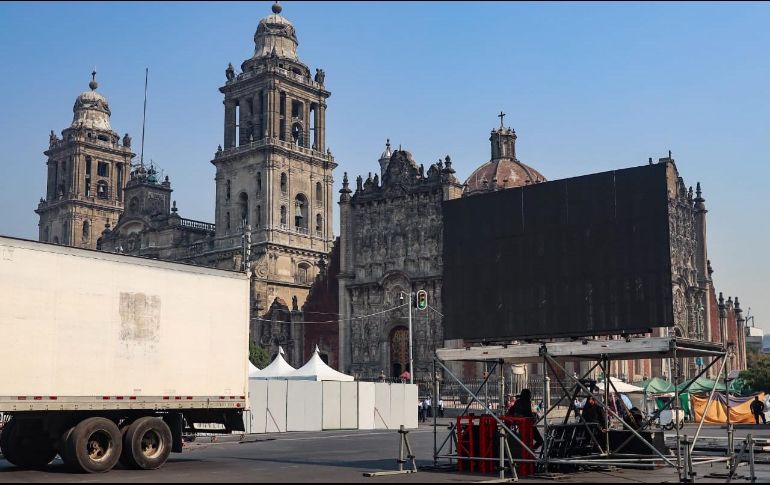 El Zócalo de la Ciudad de México está listo para el concierto que ofrecerá esta noche Rosalía. SUN / H. Salvador