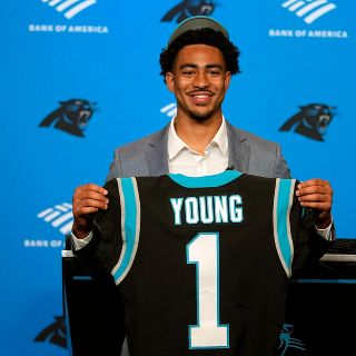 ¿Qué tan “pequeño” es Bryce Young, nuevo jugador de los Panthers de Carolina?