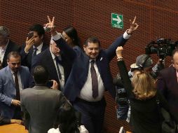 Senadores de Morena aprueban reformas con prisas y sin debate
