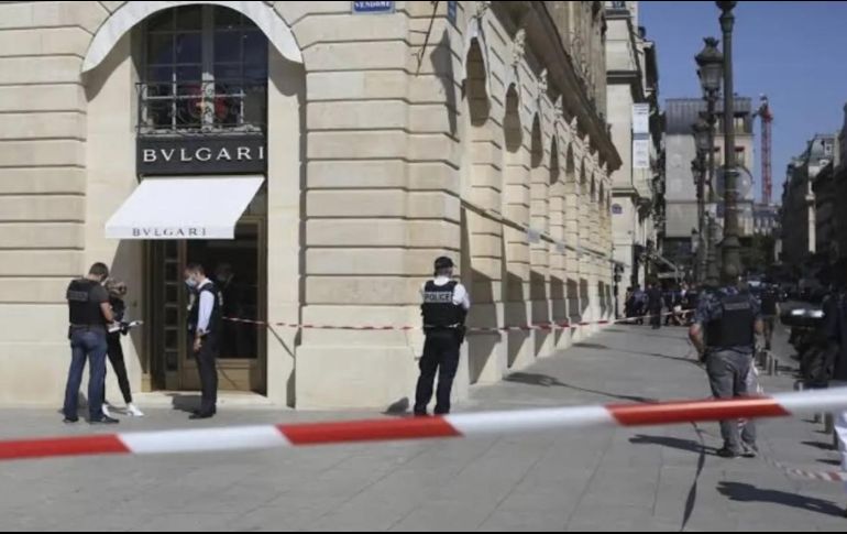 Al parecer los asaltantes llegaron en dos motos y fuertemente armados. ESPECIAL