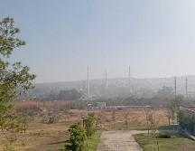 Hoy por la mañana aún era visible la mala calidad de aire en la ciudad. EL INFORMADOR/I.Martínez