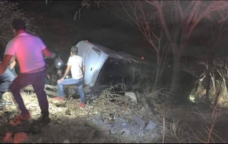 El accidente en la carretera a Puerto Vallarta dejó 18 muertos y 30 lesionados. ESPECIAL