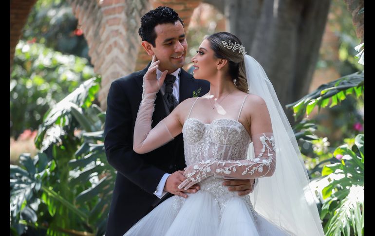 Boda de Karina Monserrat Alvarado Pérez y Manuel Altamirano Rojas. GENTE BIEN JALISCO/ Antonio Martínez