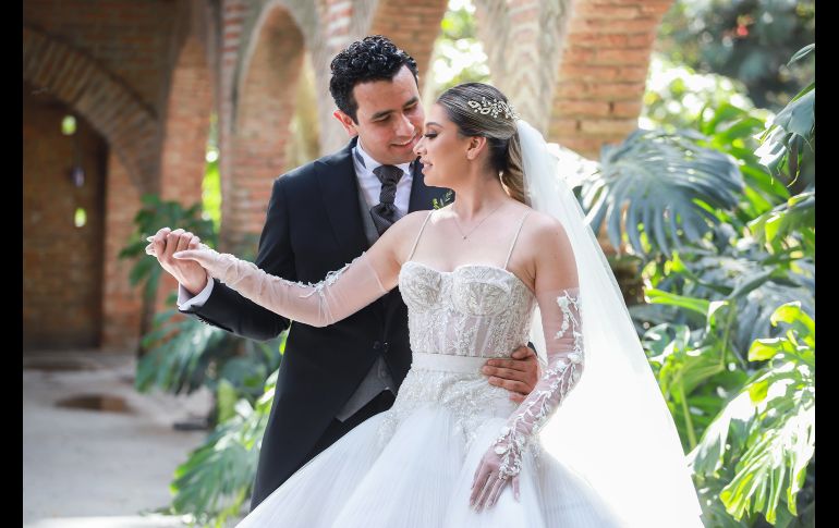 Boda de Karina Monserrat Alvarado Pérez y Manuel Altamirano Rojas. GENTE BIEN JALISCO/ Antonio Martínez
