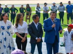 El hecho de que este anuncio se llevara a cabo en el Polideportivo de López Mateos no fue casualidad, pues también se entregó la nueva cancha de tochito de la cual podrán hacer uso los ciudadanos gratis. EL INFORMADOR / C. Zepeda
