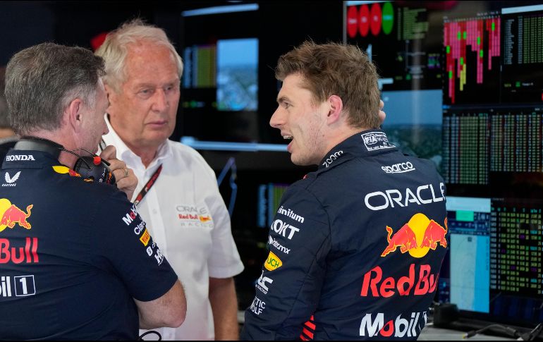 La estrategia benefició a Verstappen para que ganara el primer lugar. AP/Rebecca Blackwell