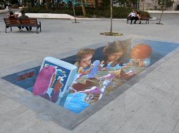 Christopher de Alba encargado de despacho de cultura de Zapopan destacó que esta galería refuerza la inclusión del arte en la vida cotidiana de las personas, sumando que se acerquen personas de todos los sectores sociales. EL INFORMADOR / A. Camacho