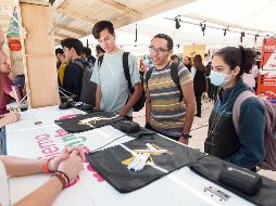 Empresas ofrecen plazas laborales, pero no siempre se ocupan; algunos jóvenes optan por la informalidad laboral. EL INFORMADOR/ A. Camacho