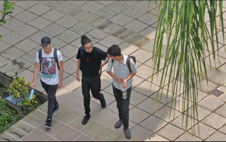 80 jóvenes se capacitan en la planta de Alstom. EL INFORMADOR/ARCHIVO