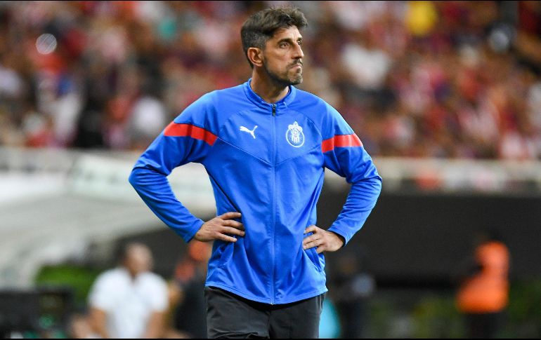 En su primer partido, el profe Pauno ya llevó a Chivas a Liguilla. IMAGO7/Archivo