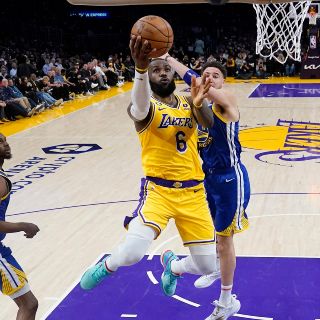 NBA: Los Lakers ponen en jaque a los campeones Warriors
