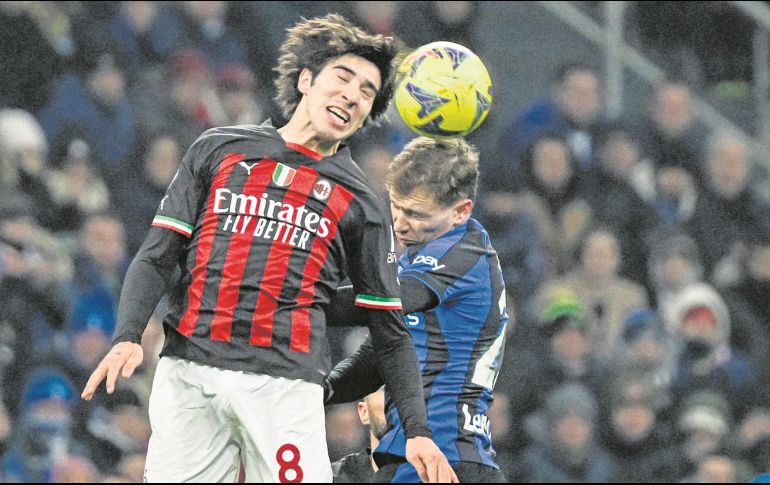 Rossoneros y Neroazzurros protagonizarán una serie que paralizará a todo Milán, todo por buscar un boleto a la final. AFP/M. Medina