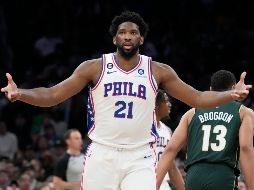 Joel Embiid cumplió tres partidos consecutivos anotando al menos 30 puntos. AP/C. Krupa