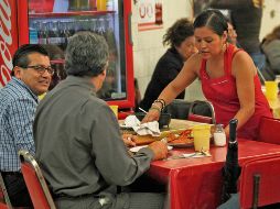 El análisis que llevó a cabo el Imco refiere que, en el mercado laboral mexicano, las mujeres son más propensas a trabajar en la informalidad. EL INFORMADOR/ Archivo