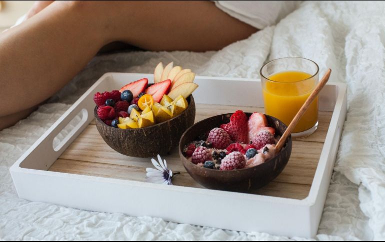 Sorprende a mamá con su desayuno favorito. ESPECIAL/Foto de Cocobols en Unsplash